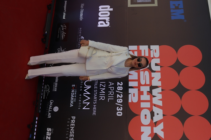 Runway Fash�on Izm�r 2026 Moda Ve Sosyal Hayat� �zmir�de Bulu�turdu 